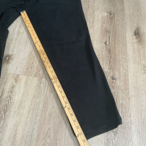 Gloria Vanderbilt - Dark Wash Straight Leg Jeans - Black - Ladies Size 18W - Picture 8 of 12